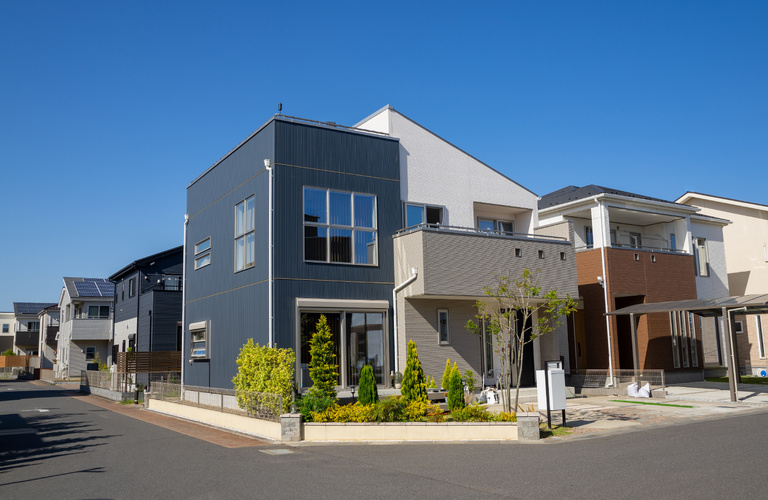 宇治市お住まいの方で一軒家の外壁塗装でお困りならお見積り無料のジーエムツーまで